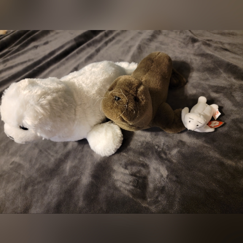Seal lot of 3